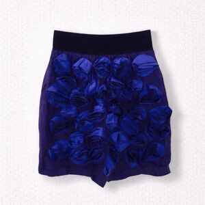 Roni Boutique Purple 3D Floral Pencil Skirt Women’s Size M Rose Detail